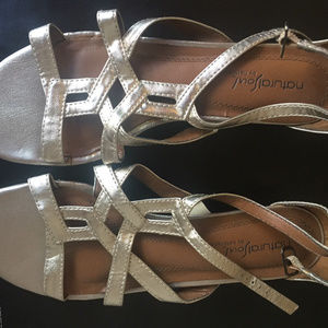 Natural Soul low wedge sandals--$5 SALE!